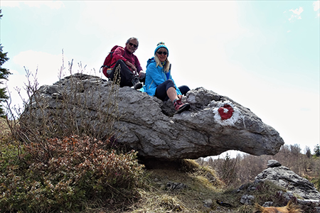 Monte Cancervo ad anello dalla Pianca sui sentieri CAI 102-130-131 il 1 maggio 2019 - FOTOGALLERY